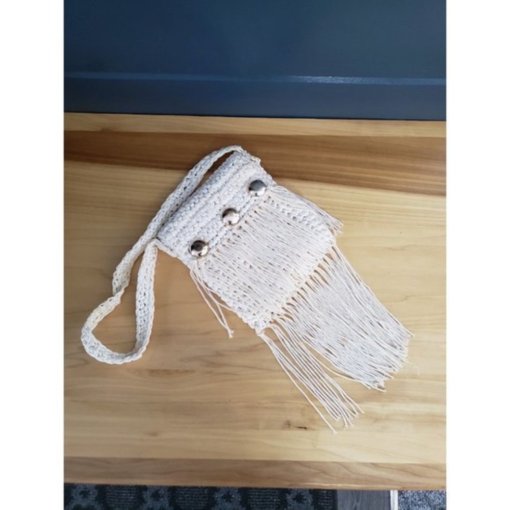 Vintage 70s Fringe Crossbody Bag‎